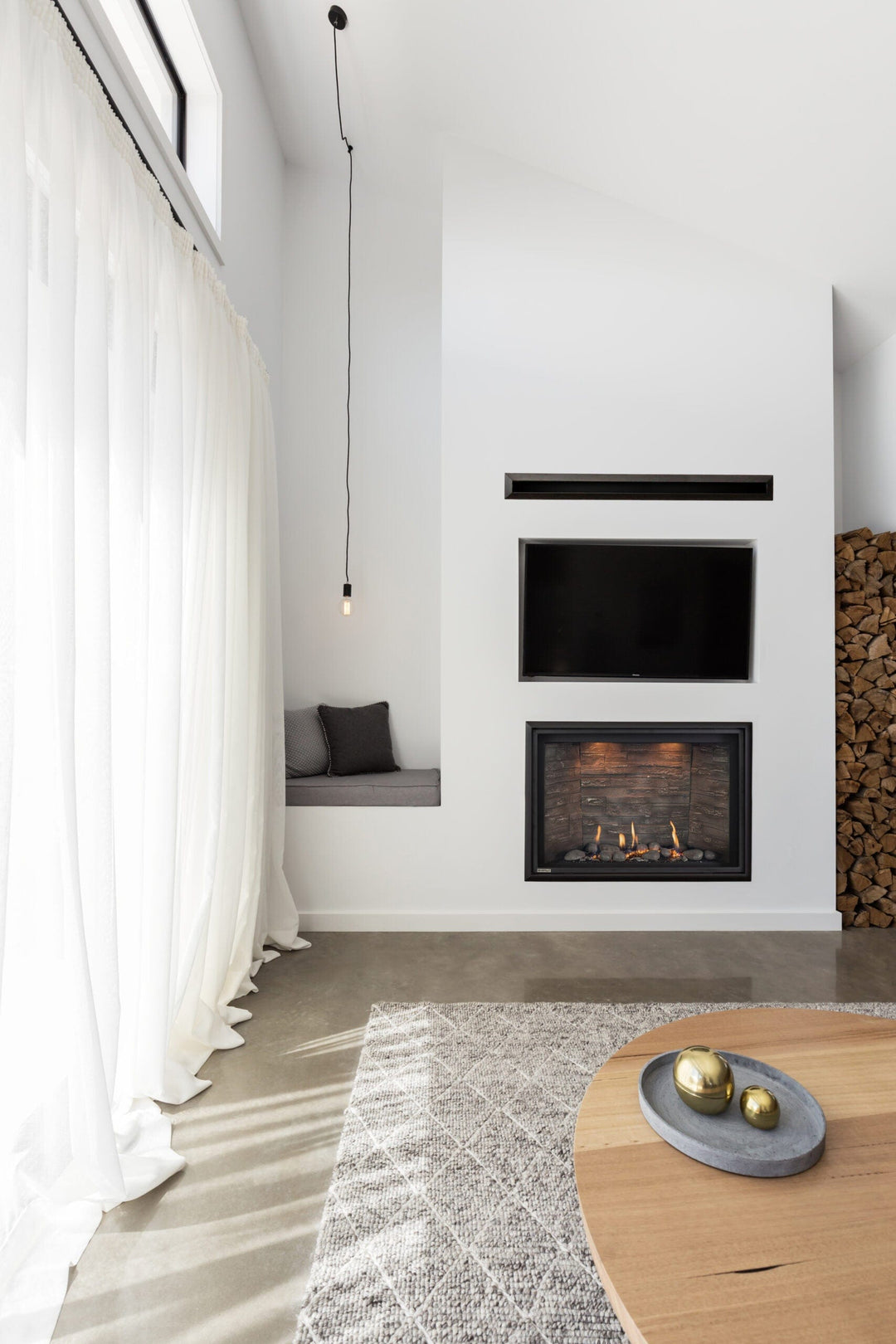 Montigo DELRAY SQUARE 38" DV IPI FULL LOAD