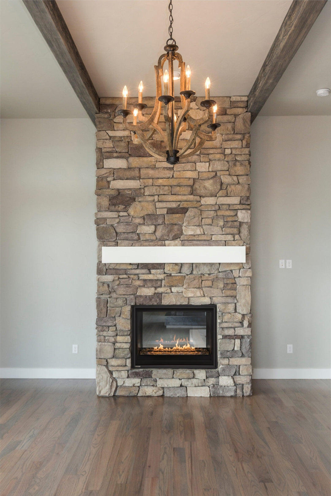 Montigo H38ST, Top/Rear Direct Vent, NG IPI