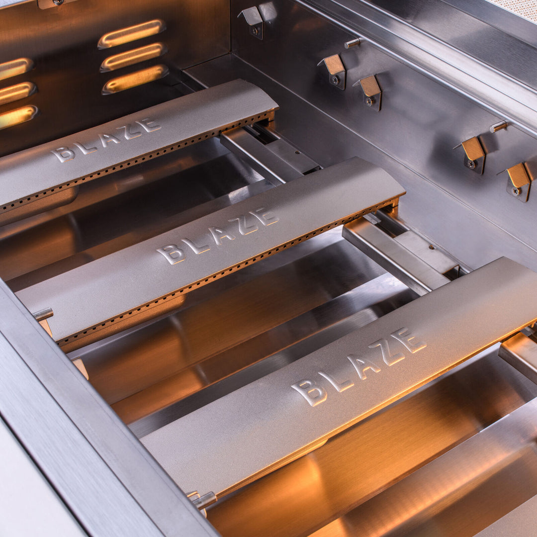 Blaze Premium LTE+ 32-Inch 4-Burner Built-In Grill