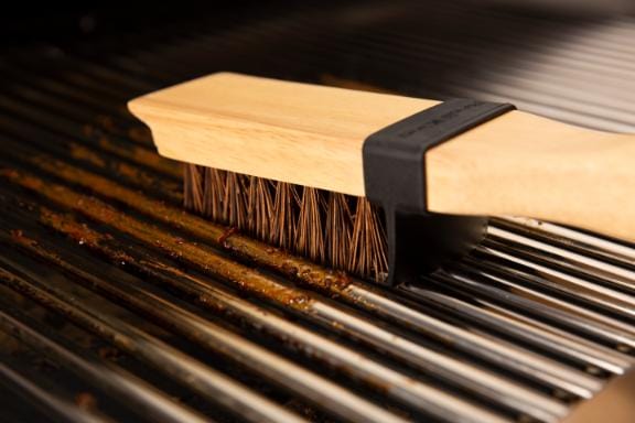 Broil King Broil King Heavy Duty Palmyra Bristle Grill Brush