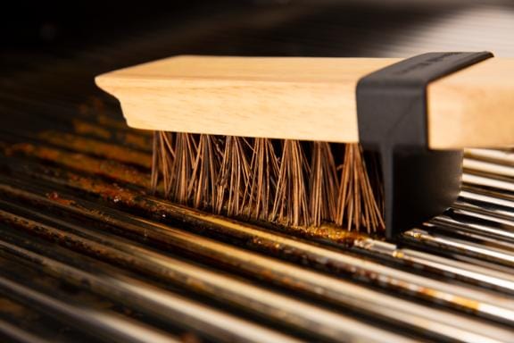 Broil King Broil King Heavy Duty Palmyra Bristle Grill Brush