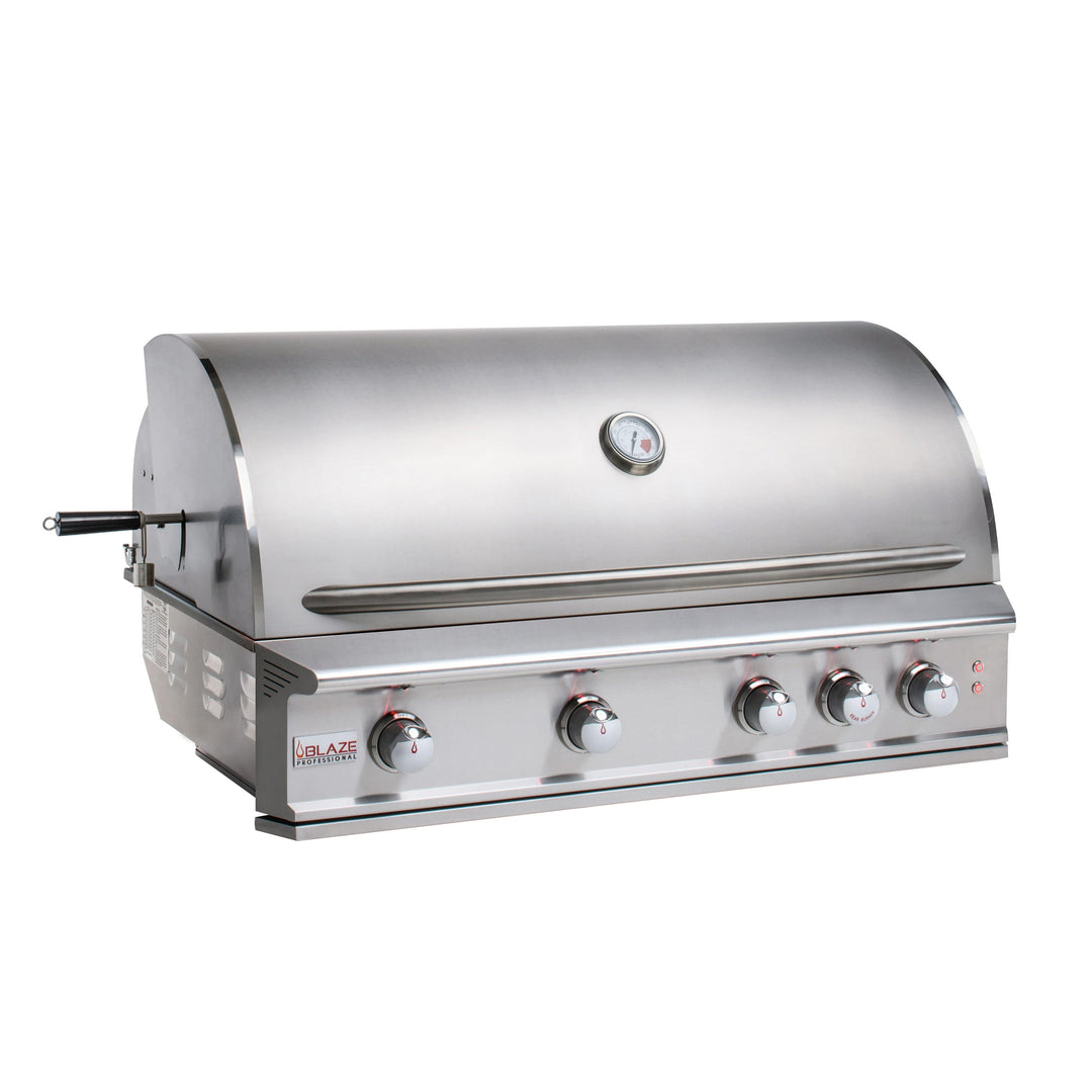 Blaze Blaze Professional LUX 44-Inch 4-Burner Built-In Grill