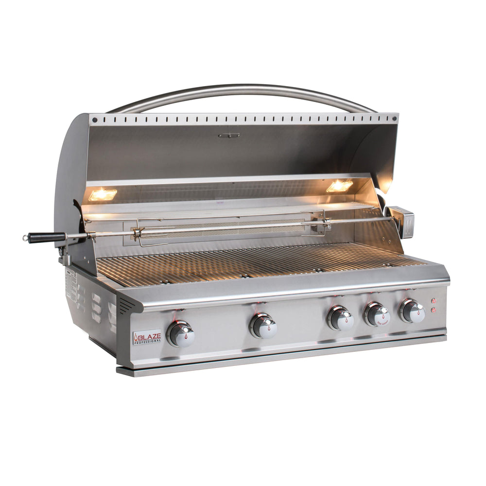 Blaze Blaze Professional LUX 44-Inch 4-Burner Built-In Grill