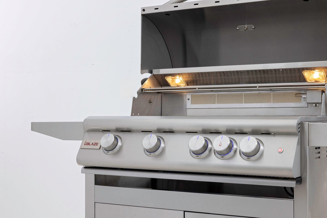 Blaze Blaze Premium LTE+ 32-Inch 4-Burner Built-In Grill
