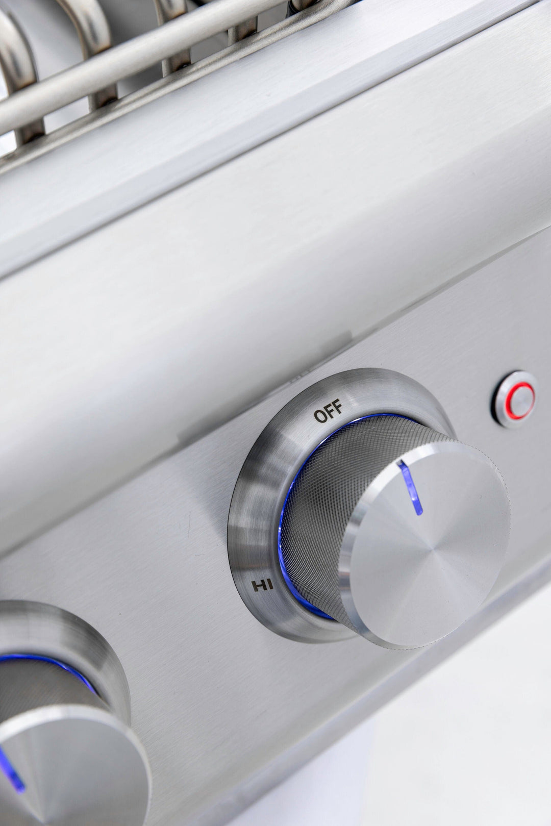 Blaze Blaze Premium LTE+ 32-Inch 4-Burner Built-In Grill
