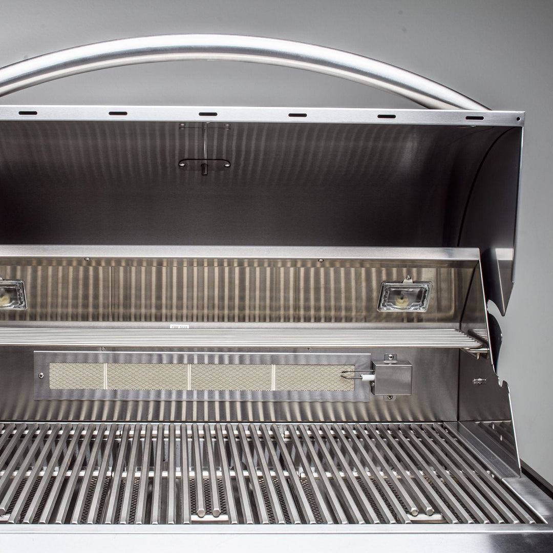 Blaze Blaze Professional LUX 34-Inch 3-Burner Built-In Grill