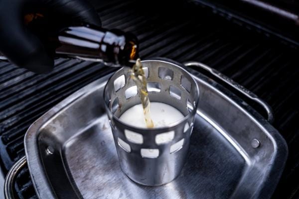 Broil King Broil King Imperial Chicken Roaster with Pan